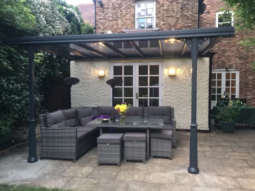 Why A Veranda With A Lean-To Is The Right Choice To Enhance Your Home