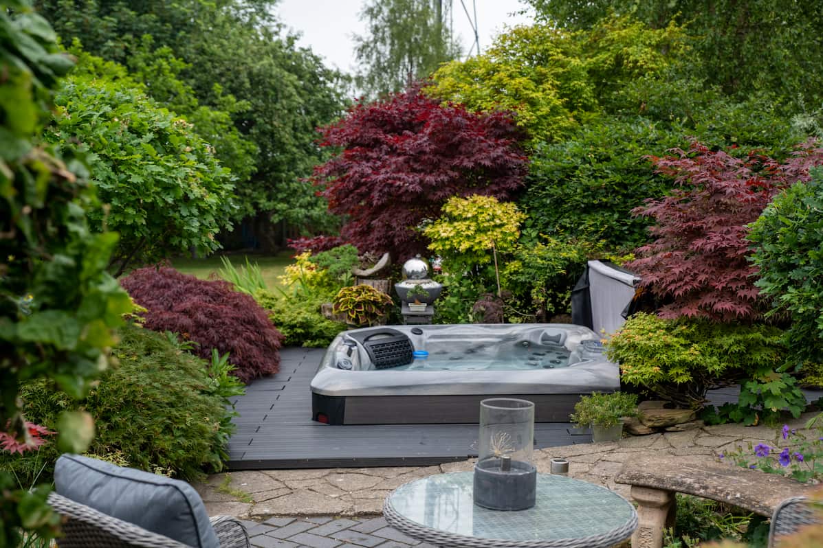 How Hot Tubs Can Transform An Underused Corner Of Your Garden?